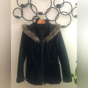 Beautiful winter/fall Danier leather Jacket